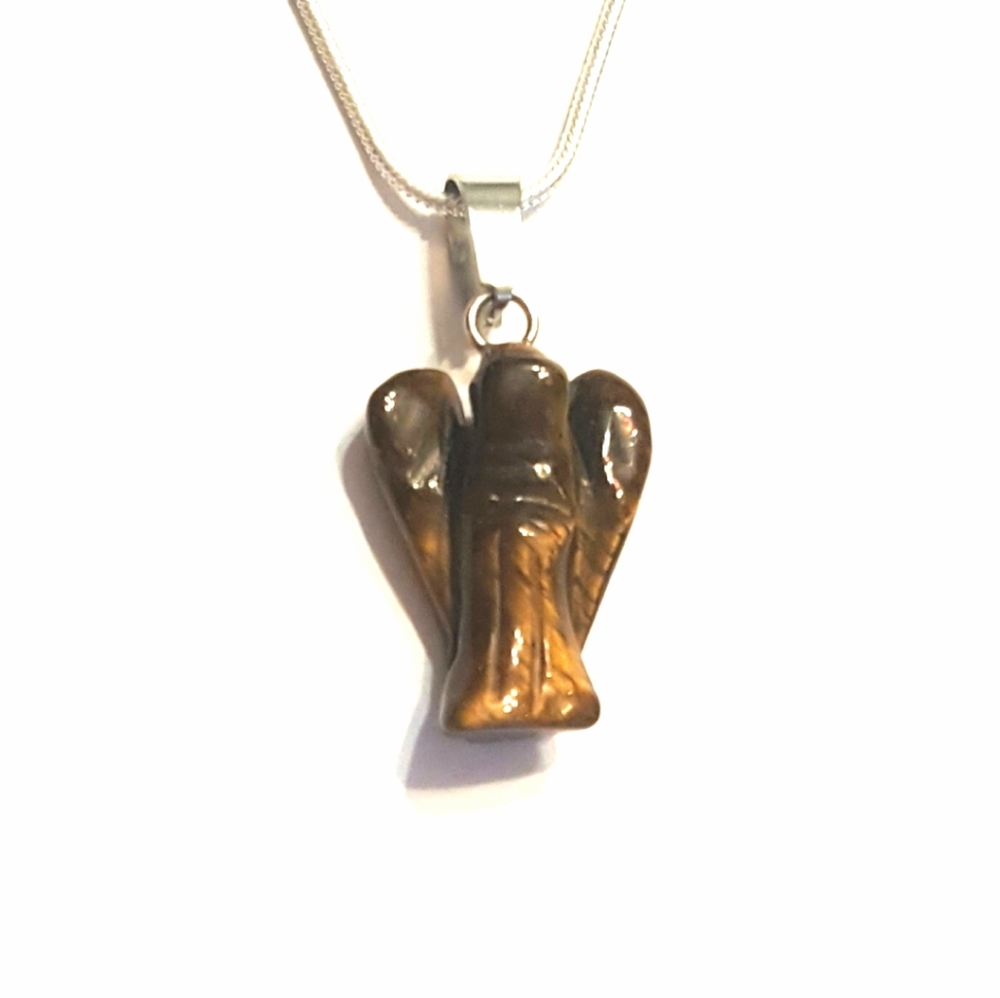 NWOT 18" Brown angel shaped stone necklace.